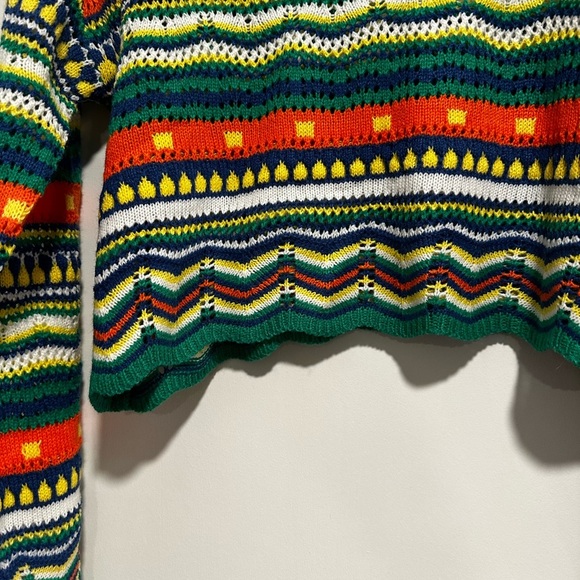 Women’s Large Striped Cropped Crewneck Sweater. Scalloped Hem. Oversized. - Picture 10 of 11